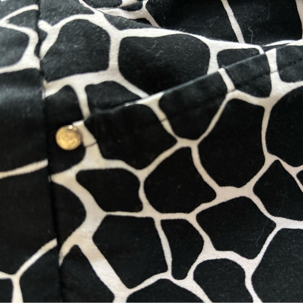 Black and White Giraffe Print pants.